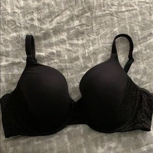 Brand new without tags Victoria secret bra